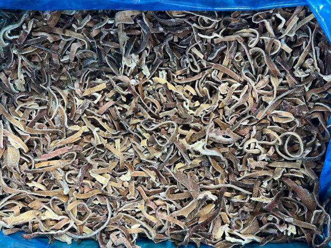 Sinocharm nouvelle saison BRC un certifi&eacute; W 4-6mm champignons frais congel&eacute;s 2